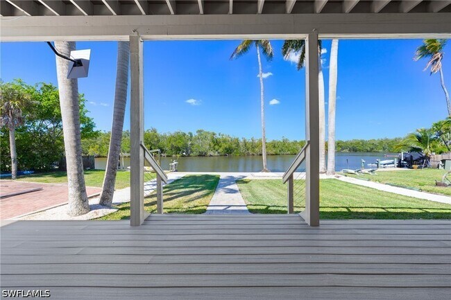 Building Photo - 1836 Harbor Ln