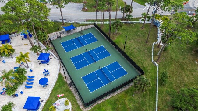 Building Photo - "Ramblers Rest Resort - 1 bed 1 bath home"