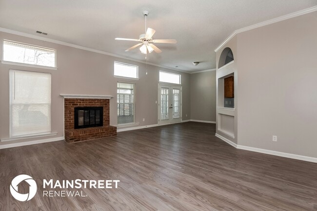 Building Photo - 10300 Northwoods Forest Dr