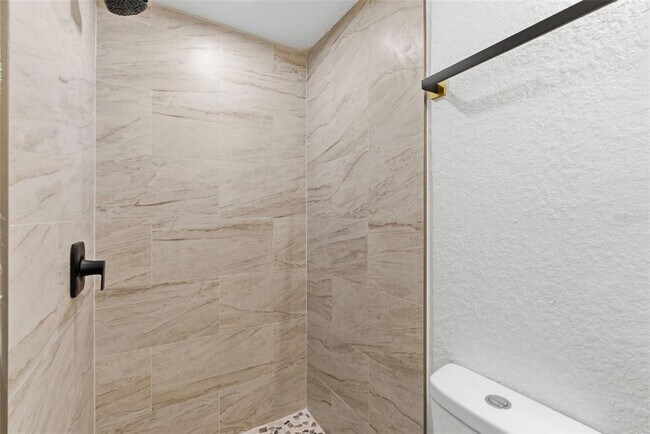 Building Photo - 113 145th Ave