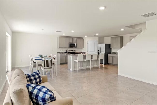 Building Photo - 12262 Kingsley Trl