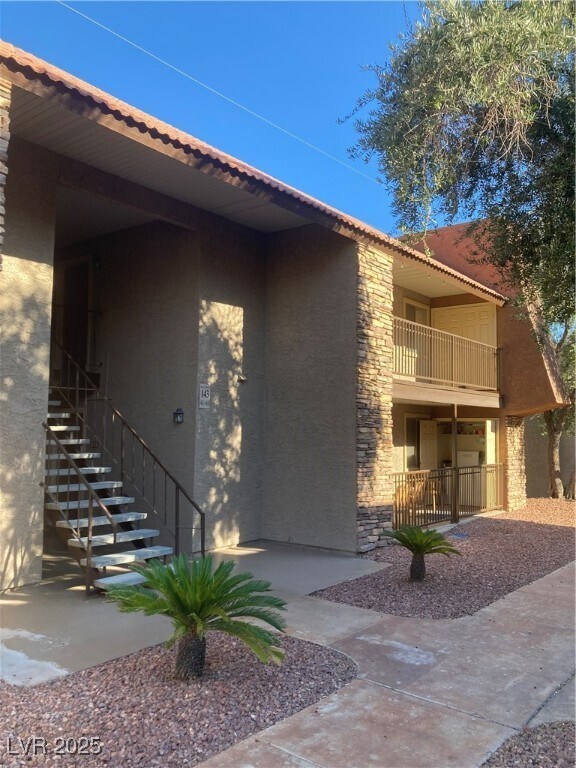 Primary Photo - 5152 River Glen Dr