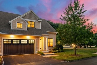 Building Photo - 60 Graystone Circle