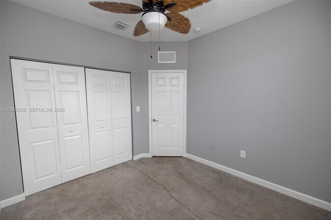 Building Photo - 3213 SE 6th St