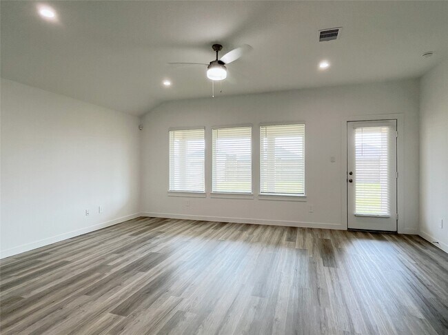 Building Photo - 3231 Langley Bnd Ln