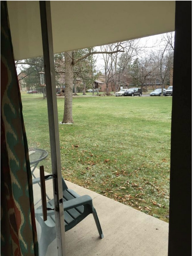 Building Photo - Beautiful 2 Bedroom, 1.5 Bathroom Apartment Available August 1st!