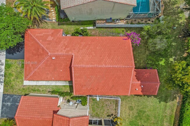 Building Photo - 648 Sand Creek Cir