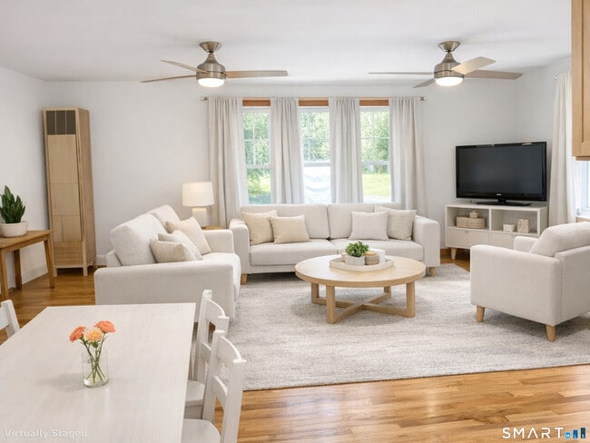 Building Photo - 28 Sugar St