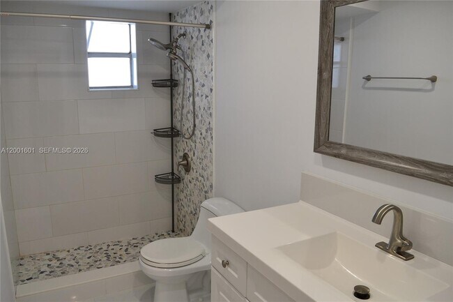 Building Photo - 220 NW 87th Ave