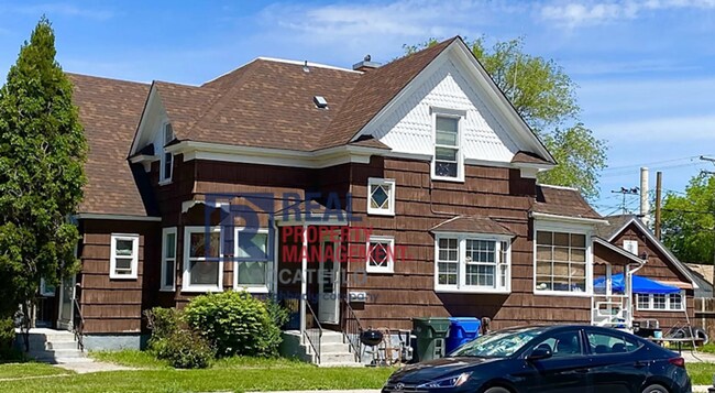 Primary Photo - 708 N Arthur Ave