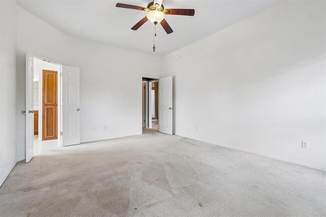 Building Photo - 1708 Creekside Ct