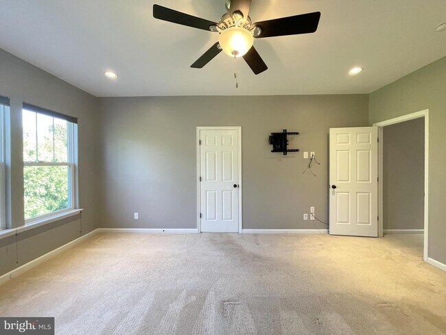Building Photo - 23573 Christina Ridge Square