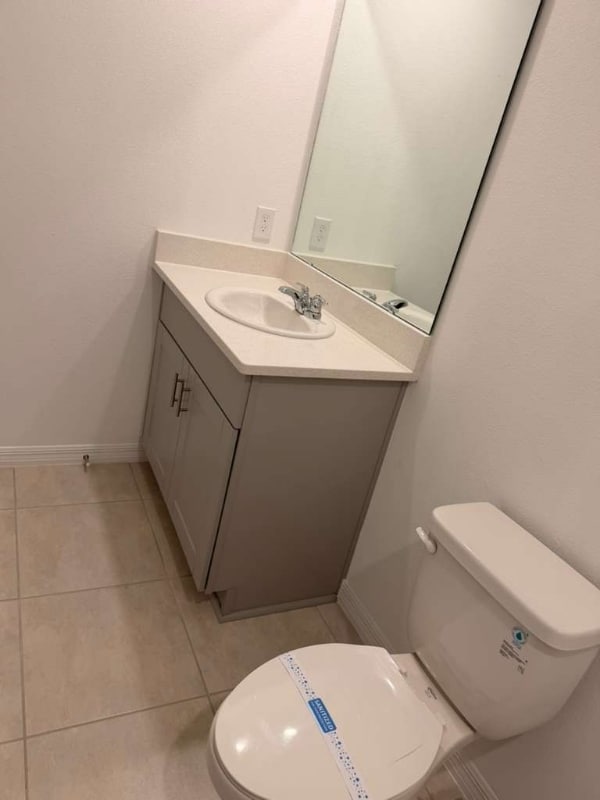 Building Photo - 3068 Skyline Lp