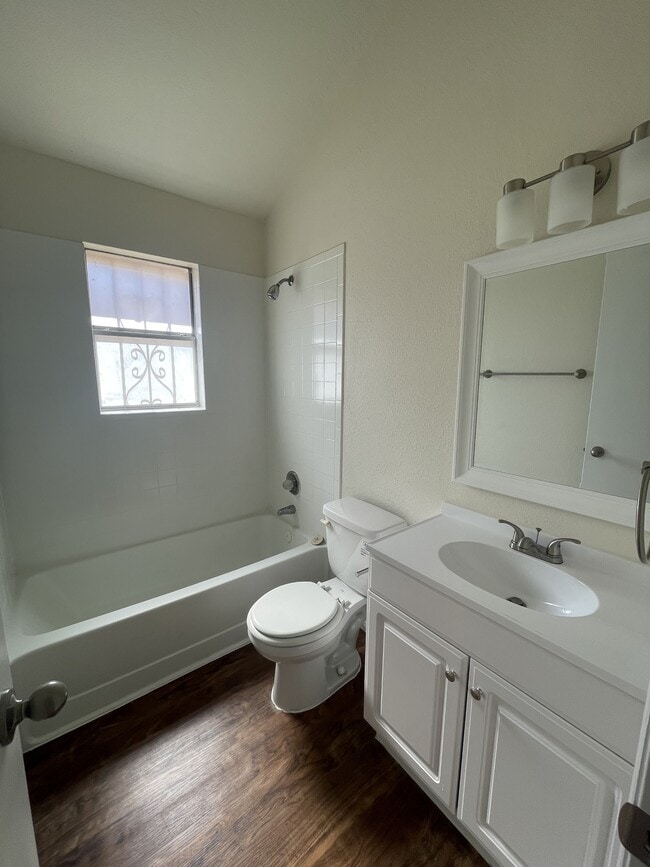 Building Photo - 12040 Sal Rasura Ct