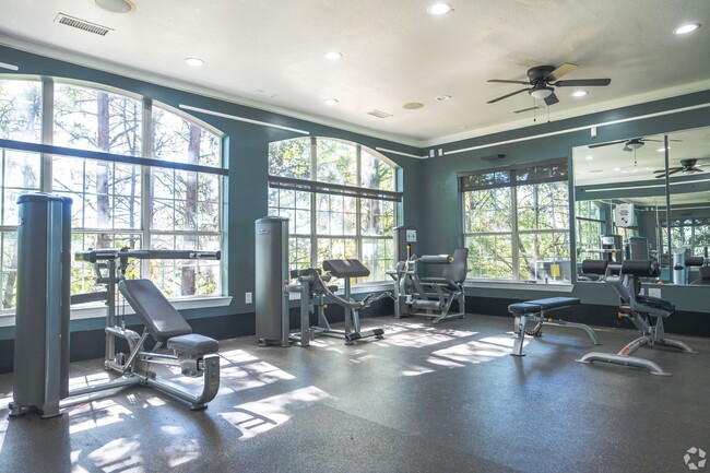 Building Photo - Stone Ridge Apartments - Unfurnished Room ...