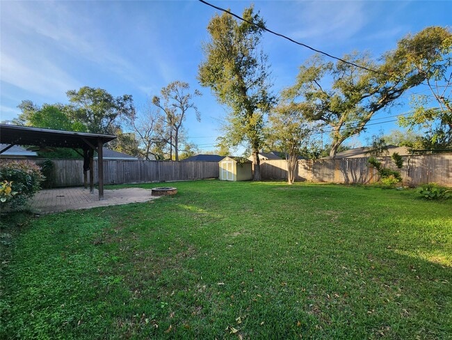 Building Photo - 6418 Woodbrook Ln