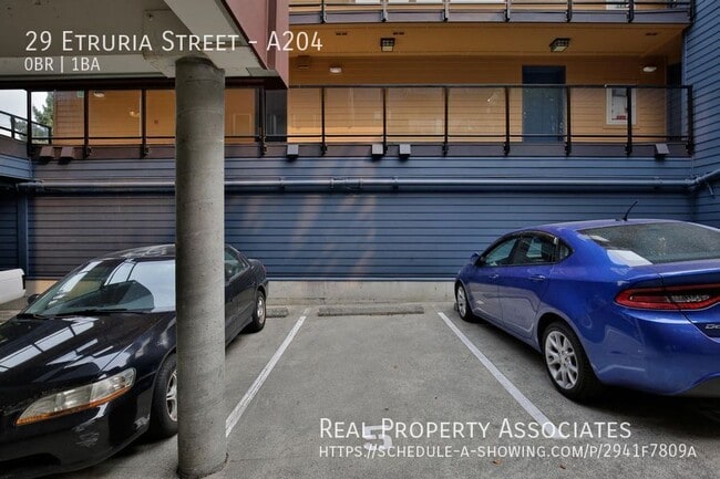Building Photo - 29 Etruria St