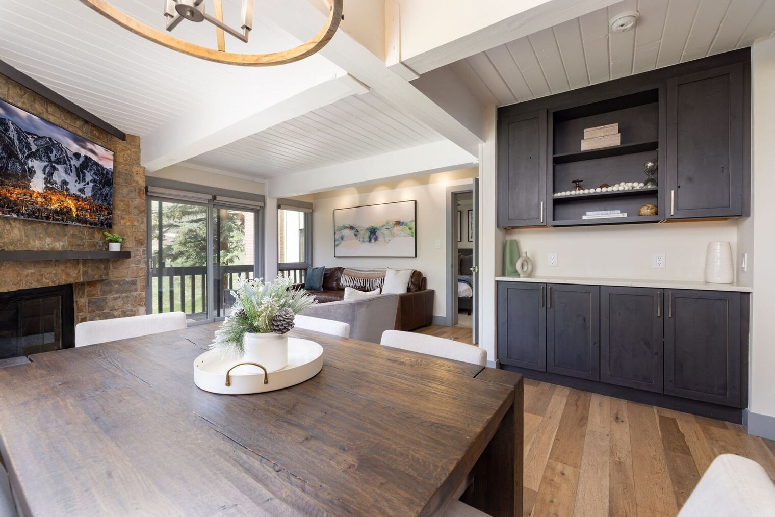 Building Photo - 70 Gallun Ln