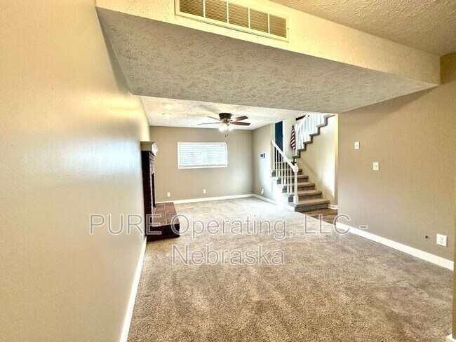 Building Photo - 8005 S 152nd St