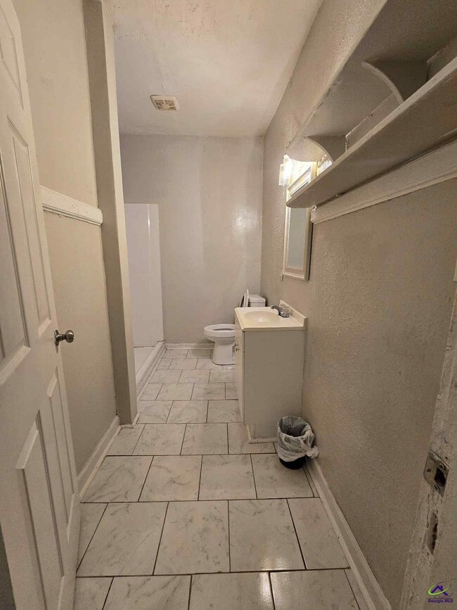 Building Photo - 1273 Hillyer Ave
