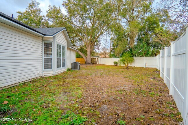 Building Photo - 11048 Ridge Point Dr