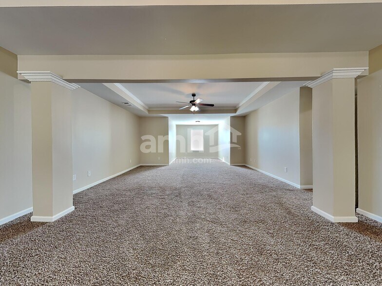 Building Photo - 112 Broken Bit Cir