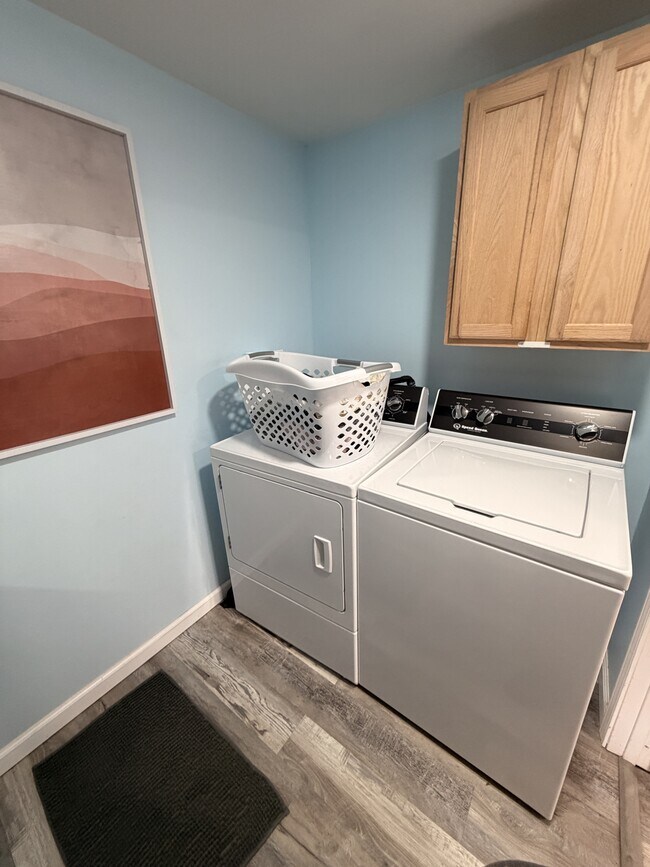 Building Photo - 4917 Andersonville Hwy