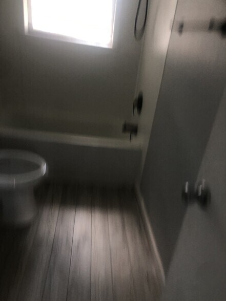 Building Photo - 185 College Ave