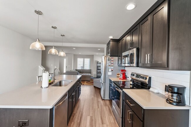 Building Photo - 2467 Wildcat Dr