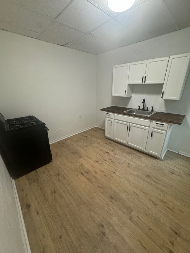 Building Photo - 5415 Second Ave