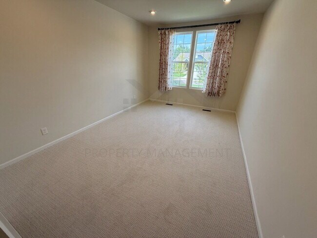 Building Photo - 4122 Avery Rd