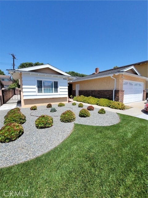 Building Photo - 8743 Dorion St