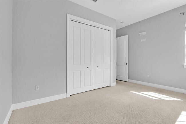 Building Photo - 7535 Old Thyme Ct