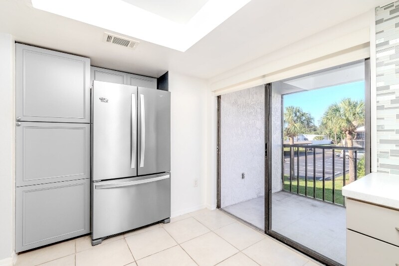 Building Photo - 1515 Huntington Ln