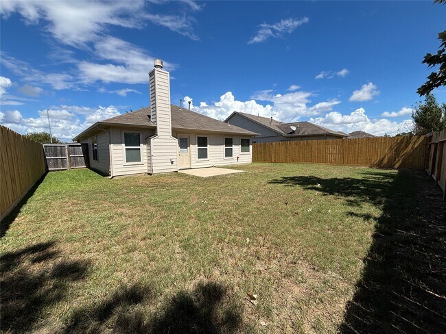 Building Photo - 10831 Harston Dr