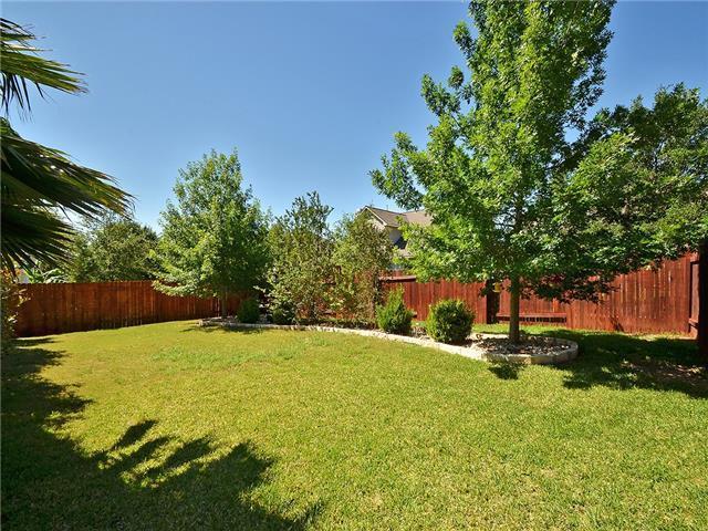 Building Photo - 2409 Tivoli Dr