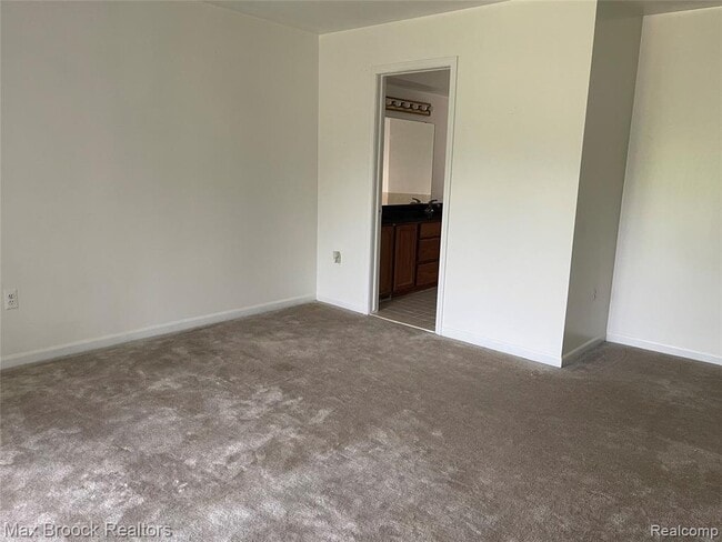Building Photo - 6330 Odessa Dr