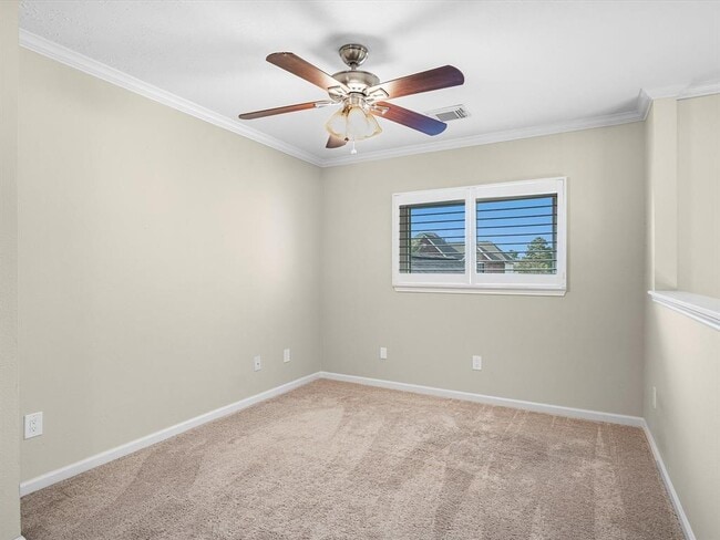 Building Photo - 9707 Green Valley Ln