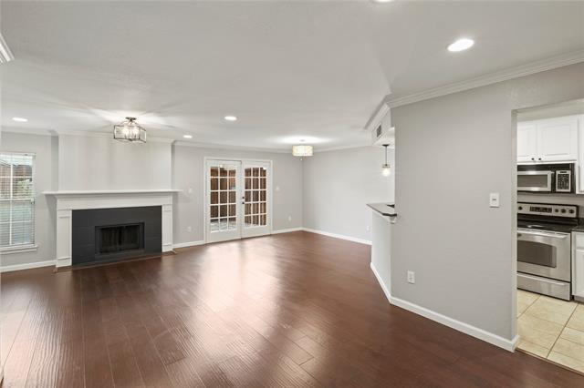 Building Photo - 9440 Timberleaf Dr