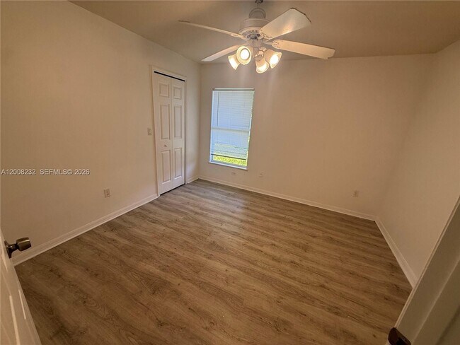 Building Photo - 3262 SW Cohutta St