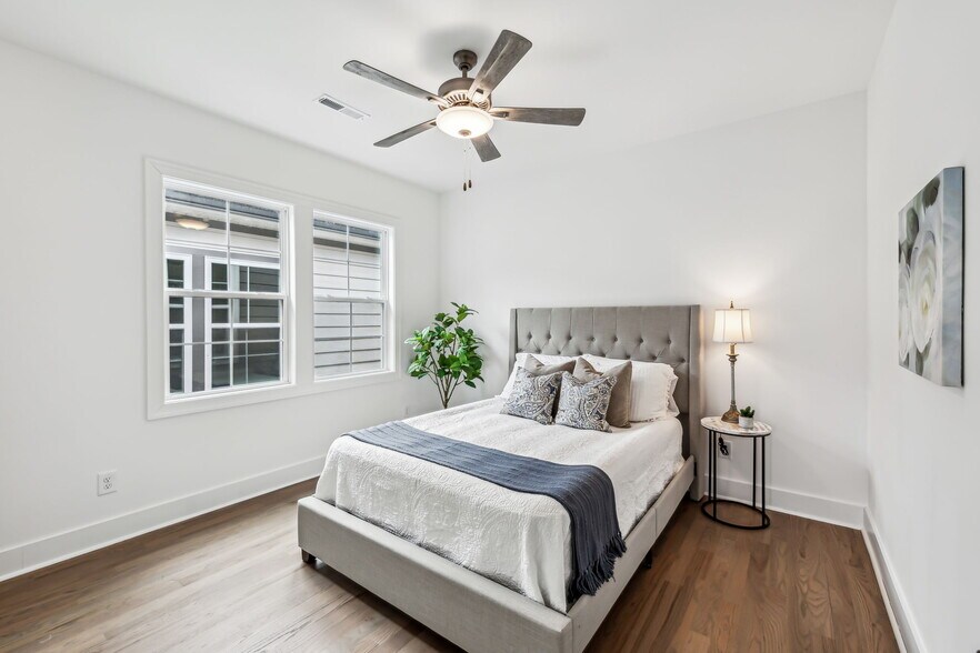 Building Photo - 2109 Chadwell Retreat Dr