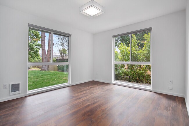 Building Photo - 2321 Ellis St