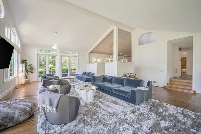 Building Photo - Welcome to Your Luxurious Napa Valley Retr...