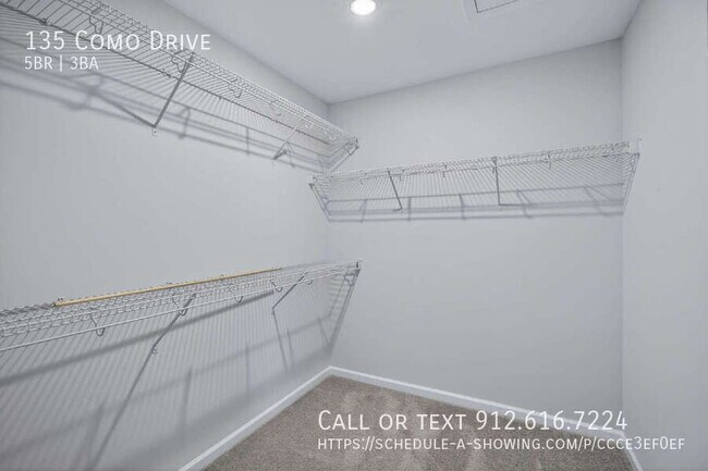 Building Photo - 135 Como Dr