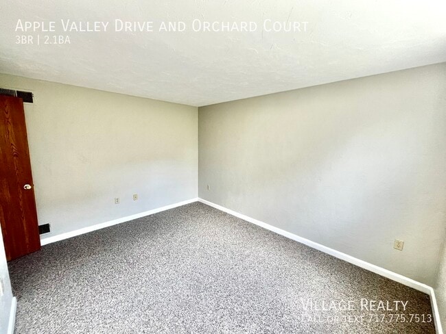 Building Photo - 710 Apple Valley Dr