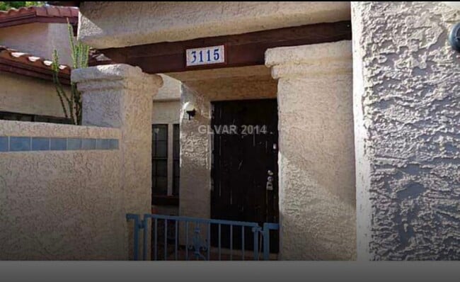 Primary Photo - 3115 La Mancha Way