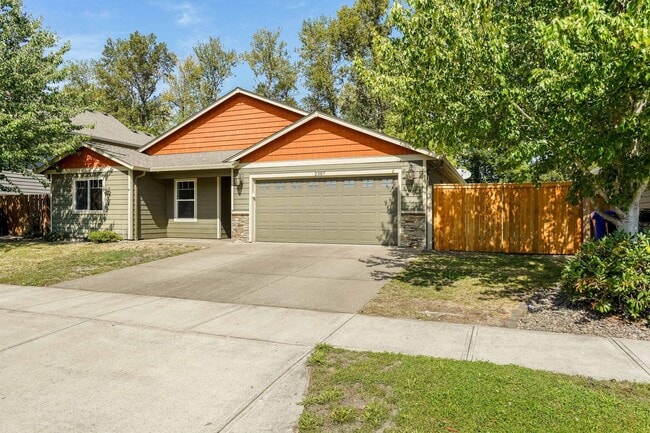 Building Photo - Well-Kept 3 bed, 2 bath home in South Salem