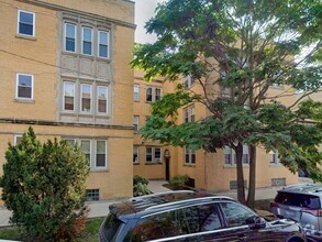 Building Photo - 2357 N Drake Ave
