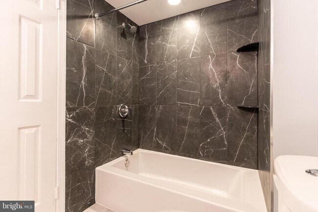 Building Photo - 235 E Village Rd