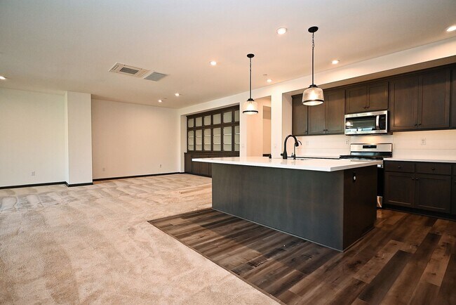 Building Photo - $5,190 - GORGEOUS FOUR BEDROOM HOME IN THE...